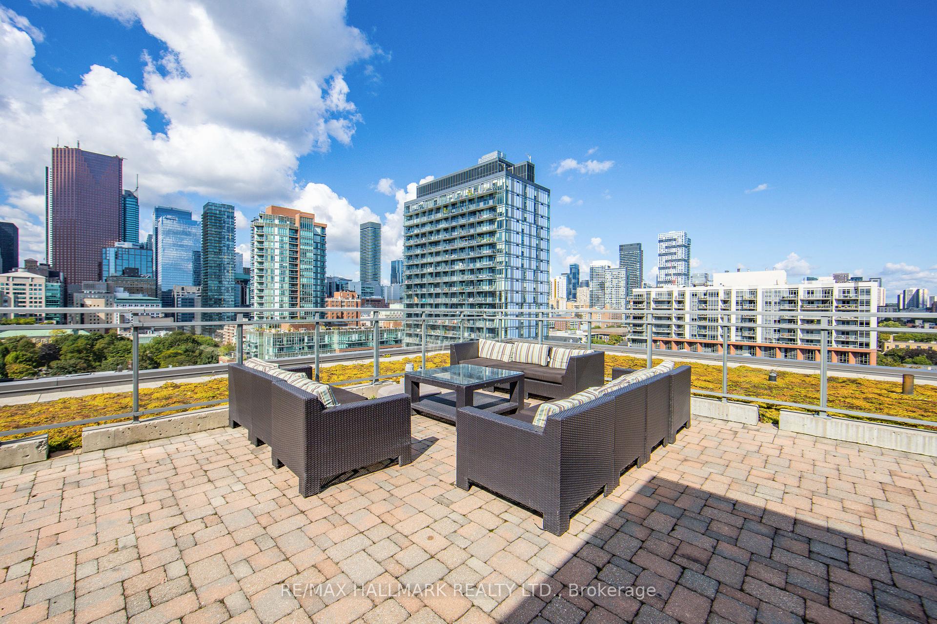 #1210 - 205 Frederick St, Toronto, ON M5A4V3 | 2 Bedroom 2 Bathroom Condo Apt | Image 25