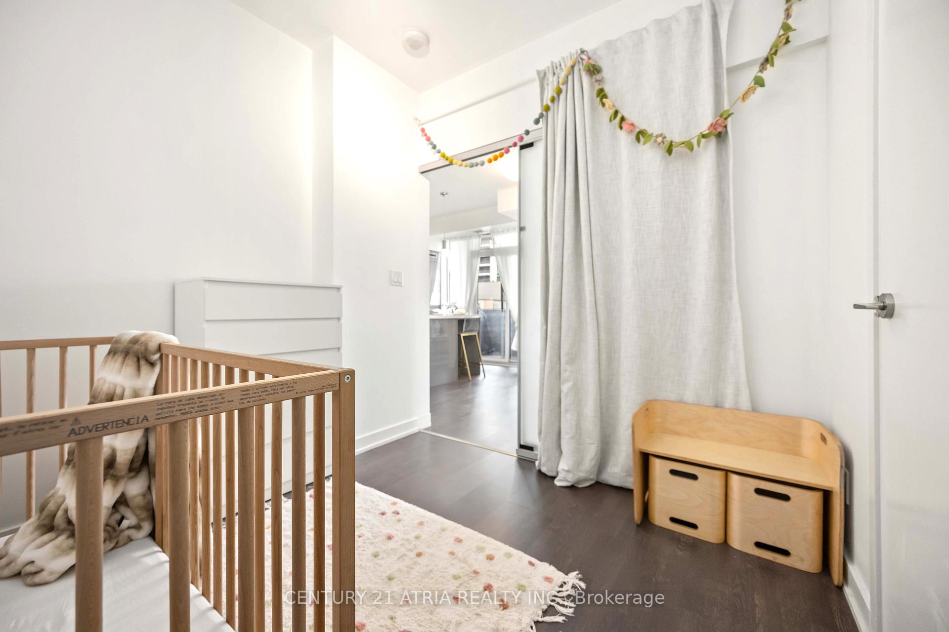 #303 - 501 St Clair Ave W, Toronto, ON M5P0A2 | 2 Bedroom 2 Bathroom Condo Apt | Image 25
