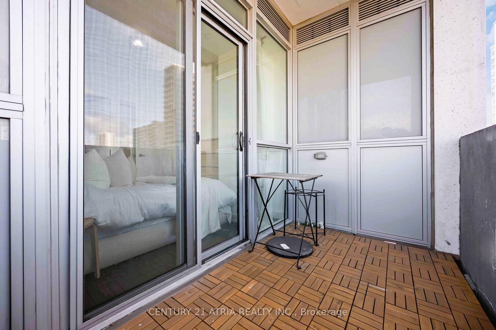 #303 - 501 St Clair Ave W, Toronto, ON M5P0A2 | 2 Bedroom 2 Bathroom Condo Apt | Image 27
