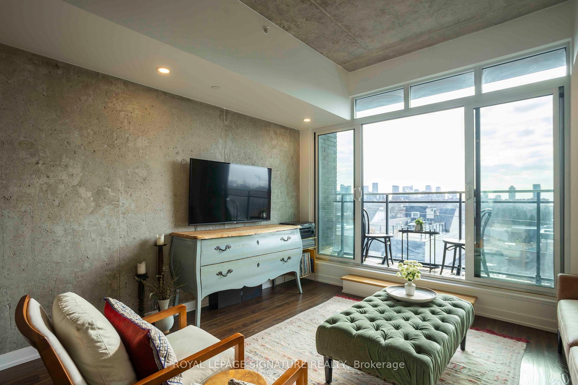 #408 - 205 Manning Ave, Toronto, ON M6J0E2 | 1 Bedroom 1 Bathroom Condo Apt | Image 8