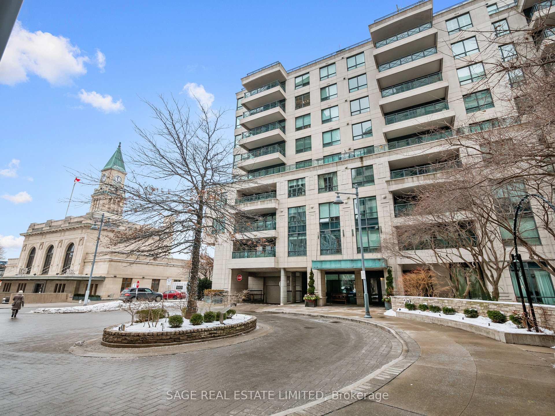 #507 - 20 Scrivener Sq, Toronto, ON M4W3X9 | 2 Bedroom 2 Bathroom Condo Apt | Image 37