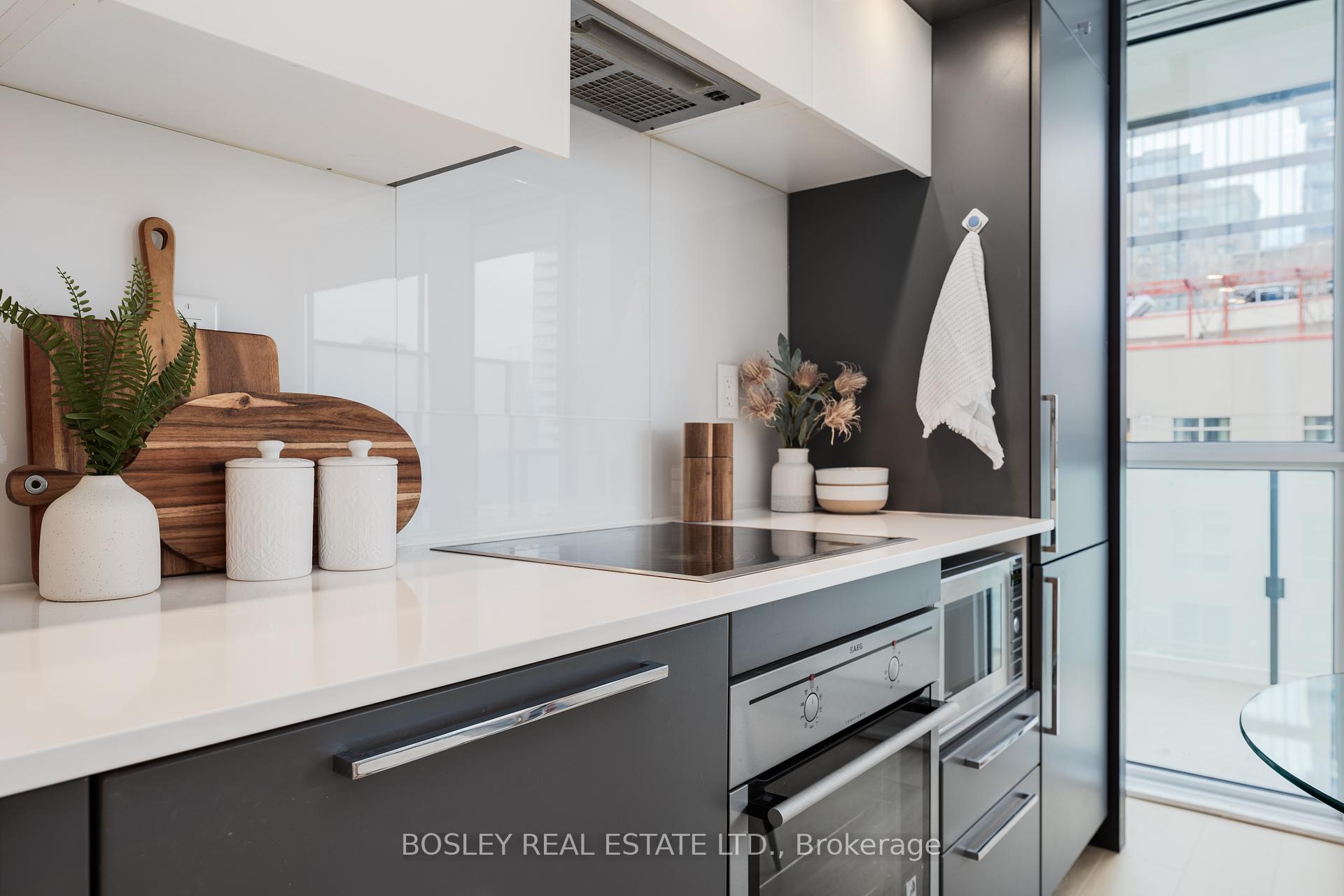 #1206 - 15 Grenville St, Toronto, ON M4Y1A1 | 0 Bedroom 1 Bathroom Condo Apt | Image 13