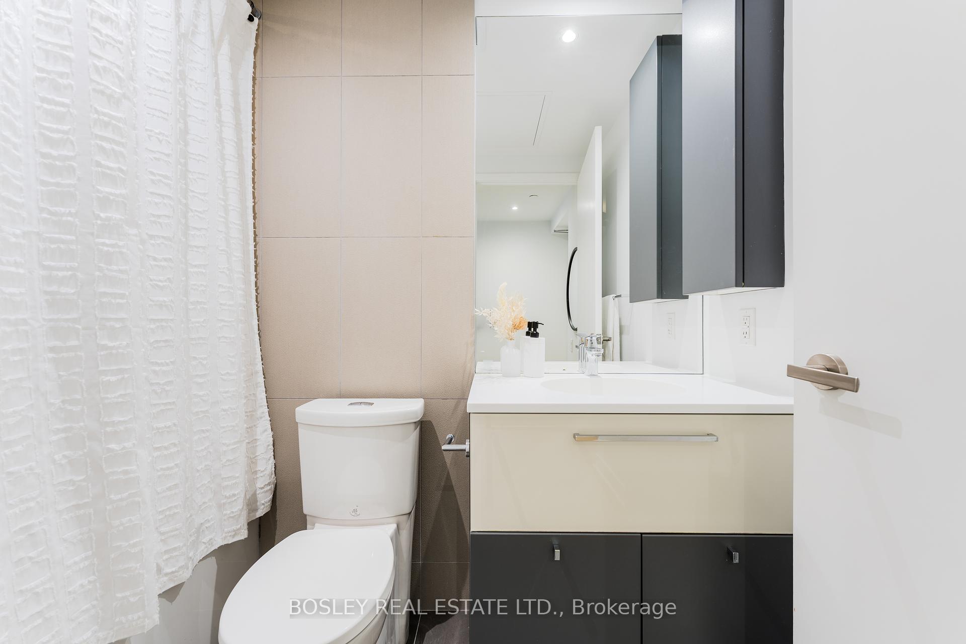 #1206 - 15 Grenville St, Toronto, ON M4Y1A1 | 0 Bedroom 1 Bathroom Condo Apt | Image 23