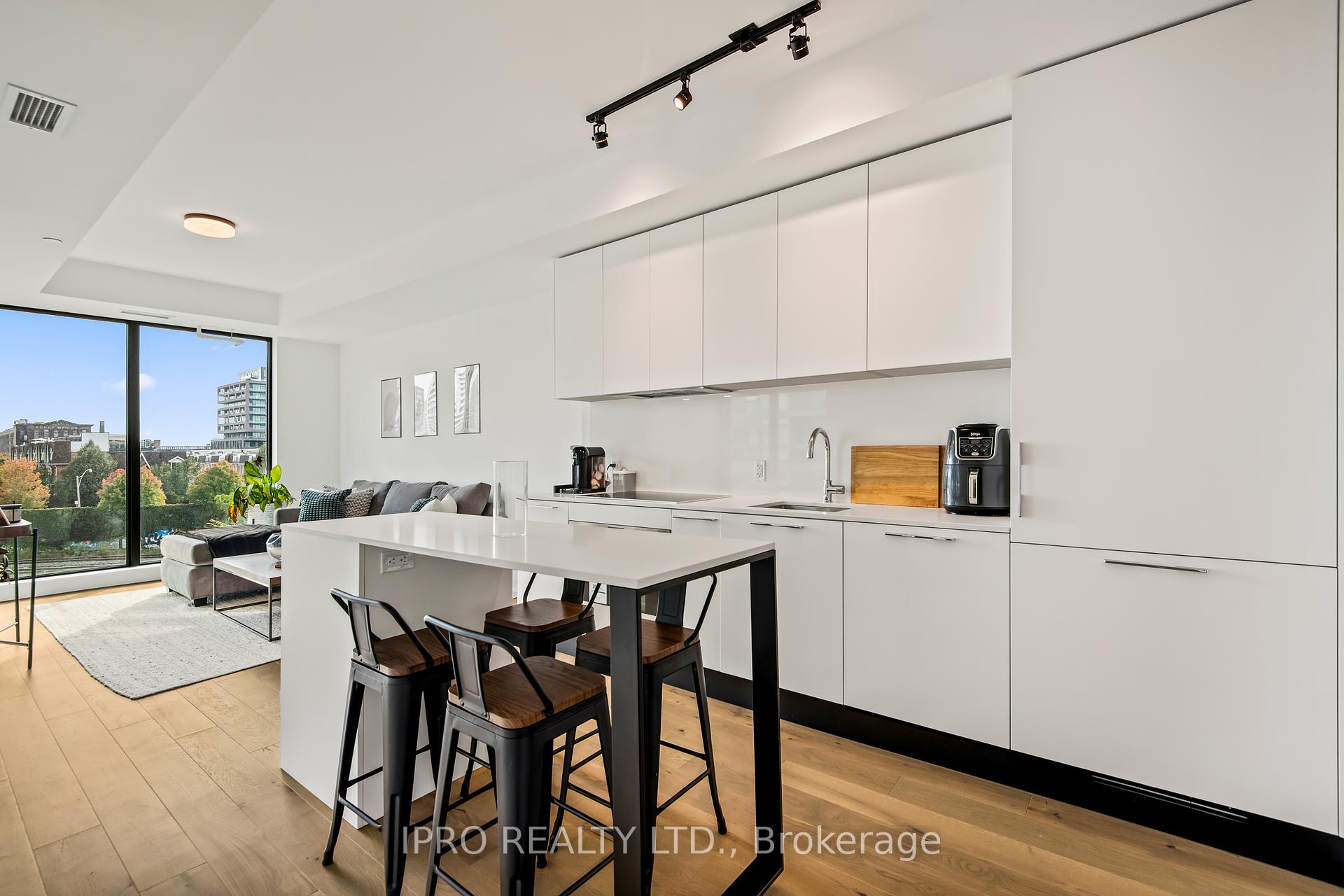 #401 - 200 Sudbury St, Toronto, ON M6J0H1 | 2 Bedroom 2 Bathroom Condo Apt | Image 8