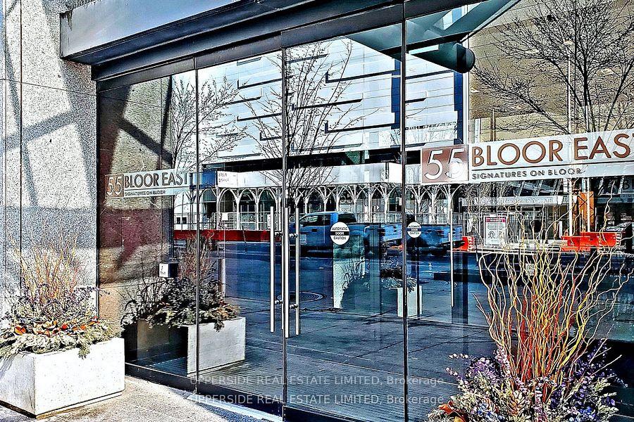 #901 - 55 Bloor St E, Toronto, ON M4W3W6 | 1 Bedroom 1 Bathroom Condo Apt | Image 1