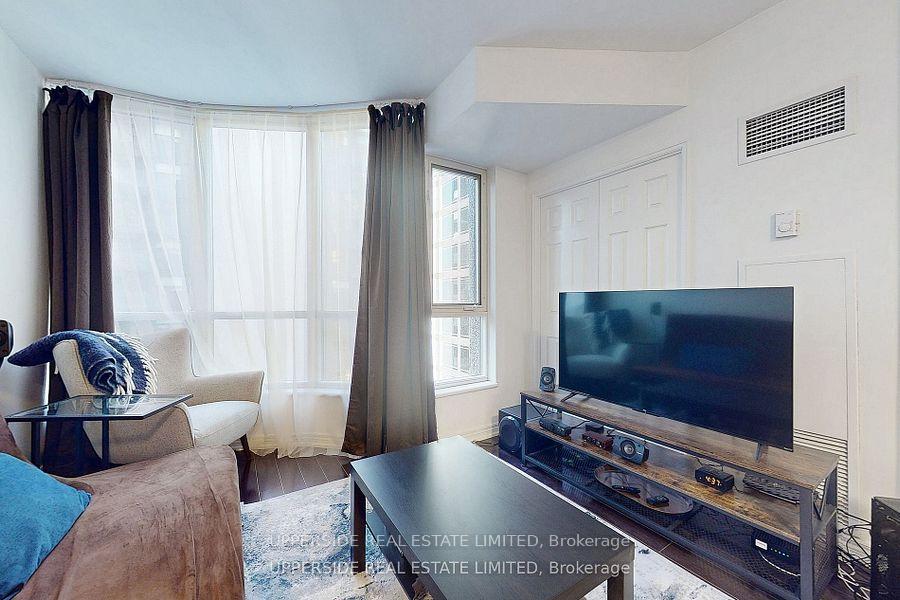 #901 - 55 Bloor St E, Toronto, ON M4W3W6 | 1 Bedroom 1 Bathroom Condo Apt | Image 11