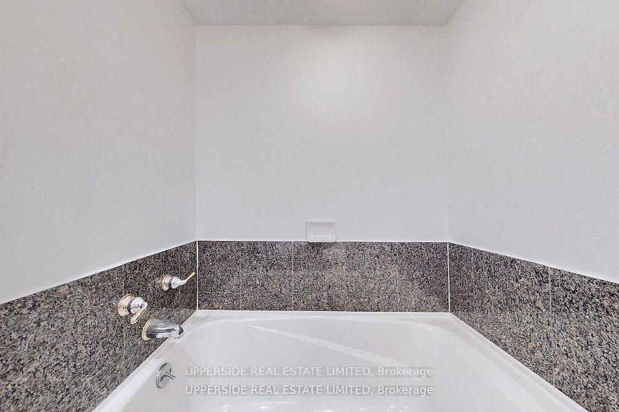 #901 - 55 Bloor St E, Toronto, ON M4W3W6 | 1 Bedroom 1 Bathroom Condo Apt | Image 16