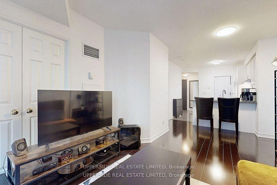 #901 - 55 Bloor St E, Toronto, ON M4W3W6 | 1 Bedroom 1 Bathroom Condo Apt | Image 3