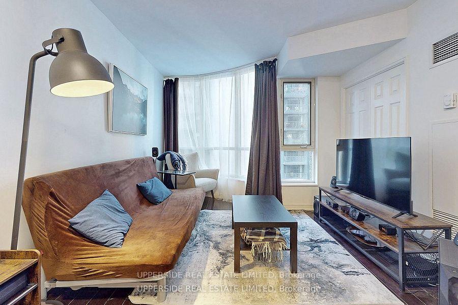 #901 - 55 Bloor St E, Toronto, ON M4W3W6 | 1 Bedroom 1 Bathroom Condo Apt | Image 5