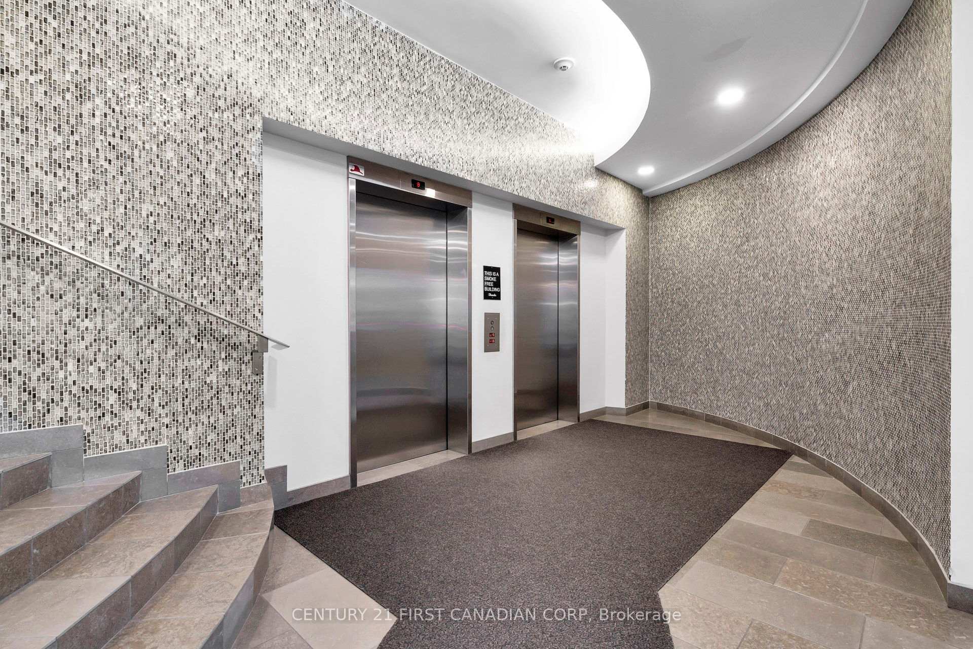 #317 - 5 Rosehill Ave N, Toronto, ON M4T3A6 | 2 Bedroom 3 Bathroom Condo Apt | Image 6