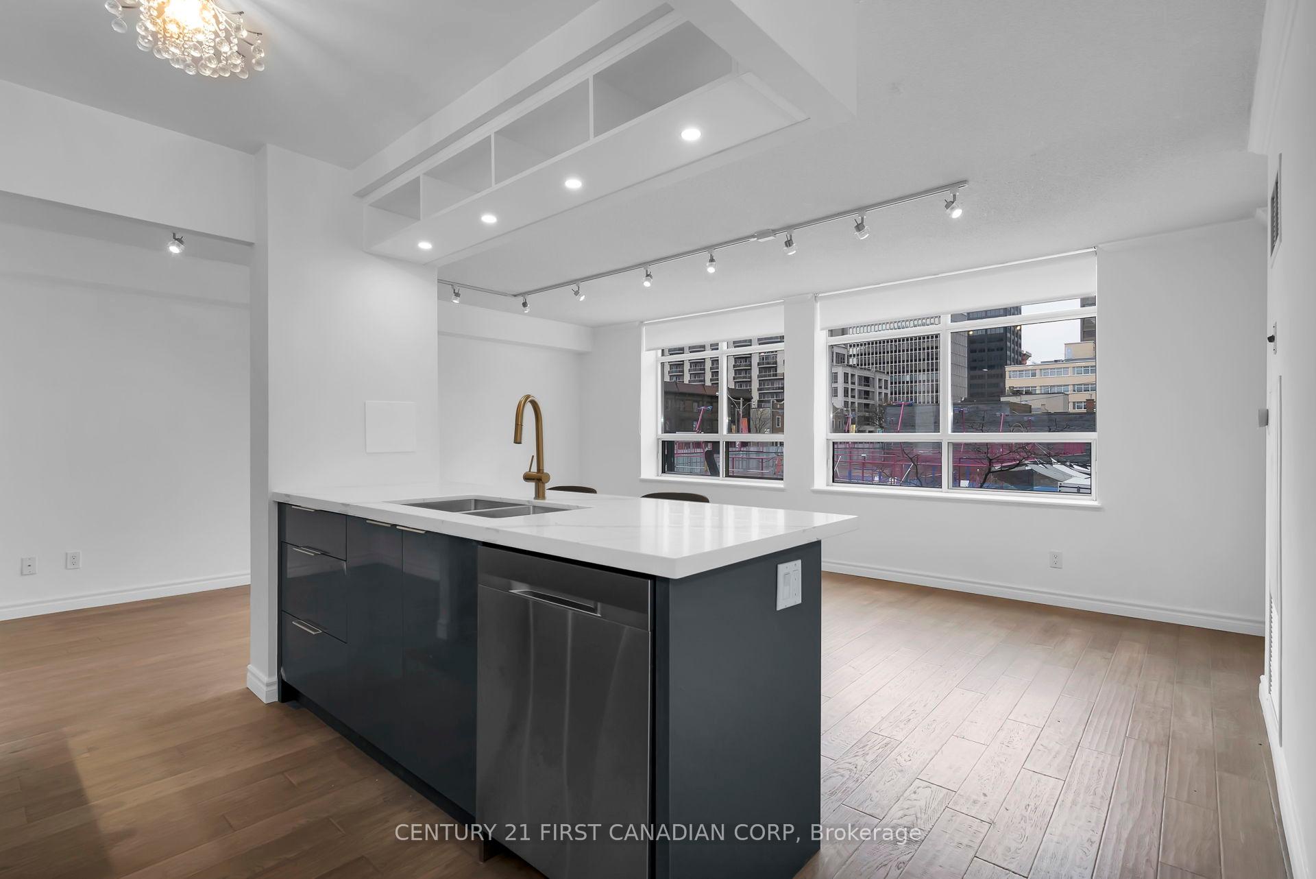 #317 - 5 Rosehill Ave N, Toronto, ON M4T3A6 | 2 Bedroom 3 Bathroom Condo Apt | Image 9