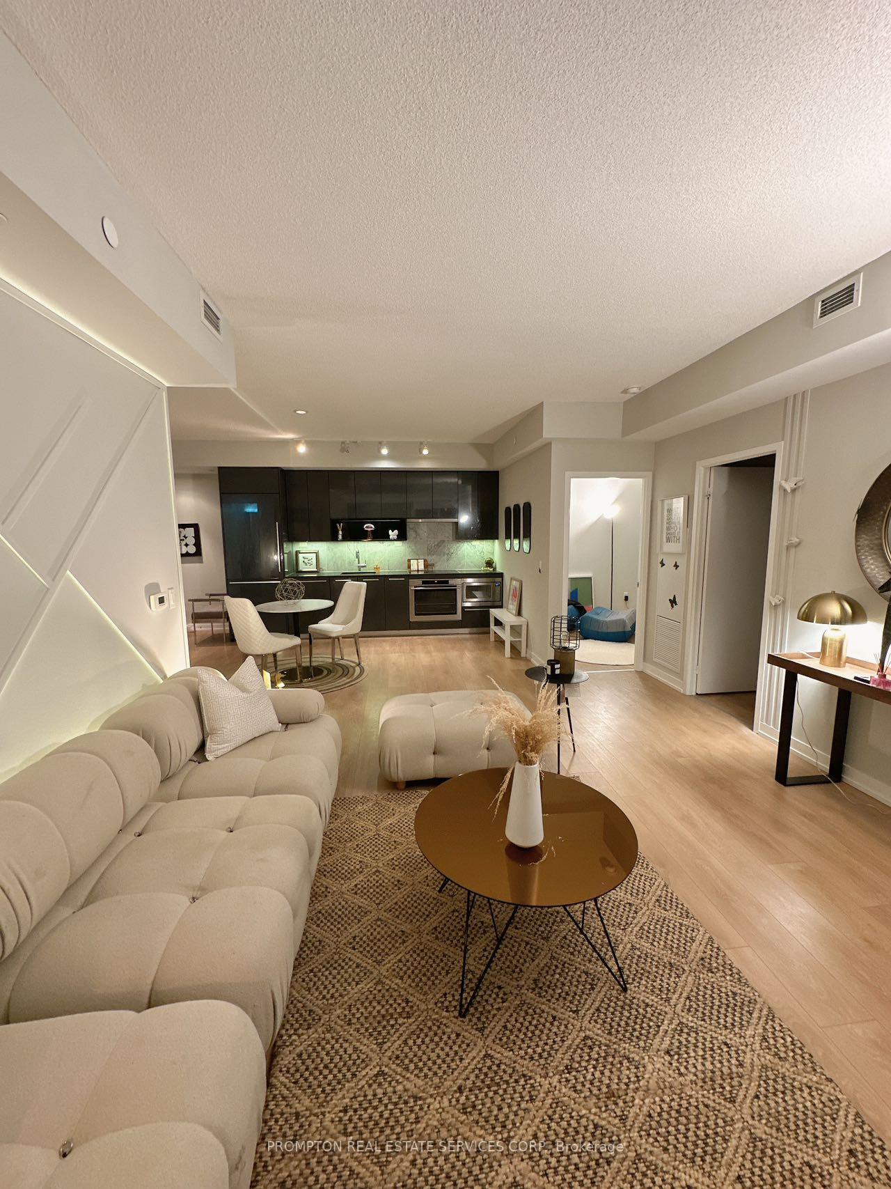 #711 - 115 McMahon Dr, Toronto, ON M2K0E3 | 3 Bedroom 2 Bathroom Condo Apt | Image 8