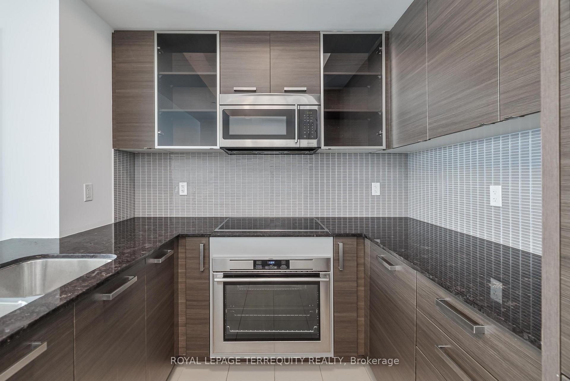 #3215 - 5162 Yonge St, Toronto, ON M2N0E9 | 2 Bedroom 3 Bathroom Condo Apt | Image 5