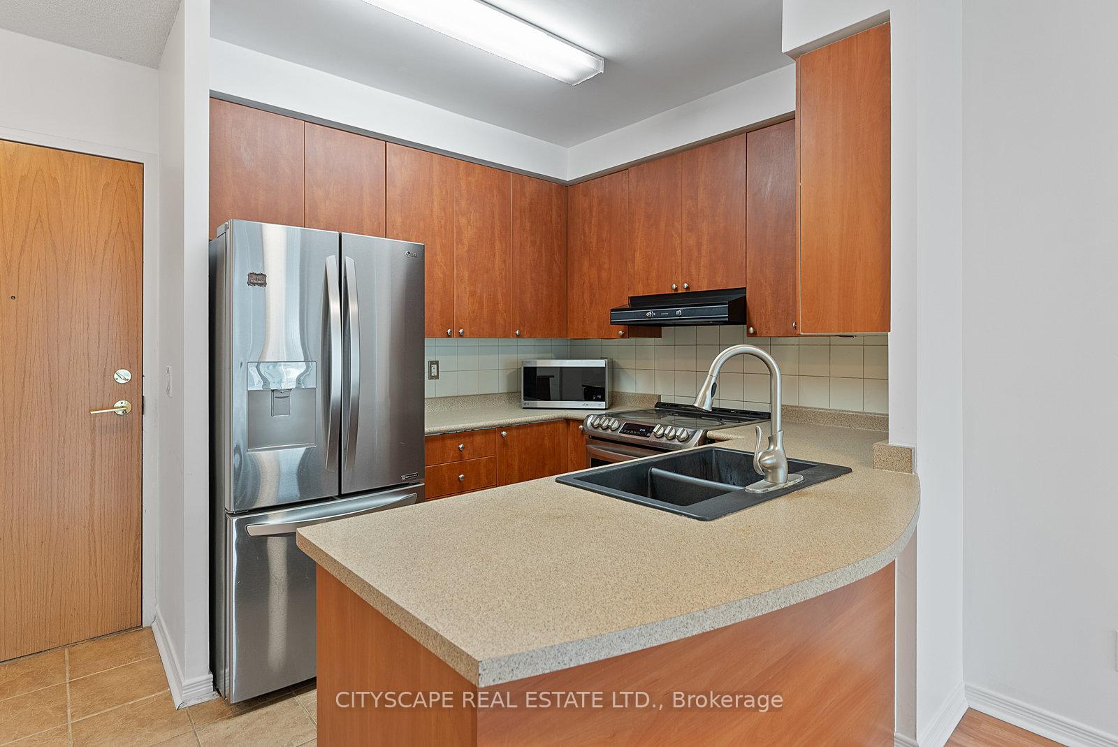 #202 - 5500 Yonge St, Toronto, ON M2N7L1 | 2 Bedroom 2 Bathroom Condo Apt | Image 3