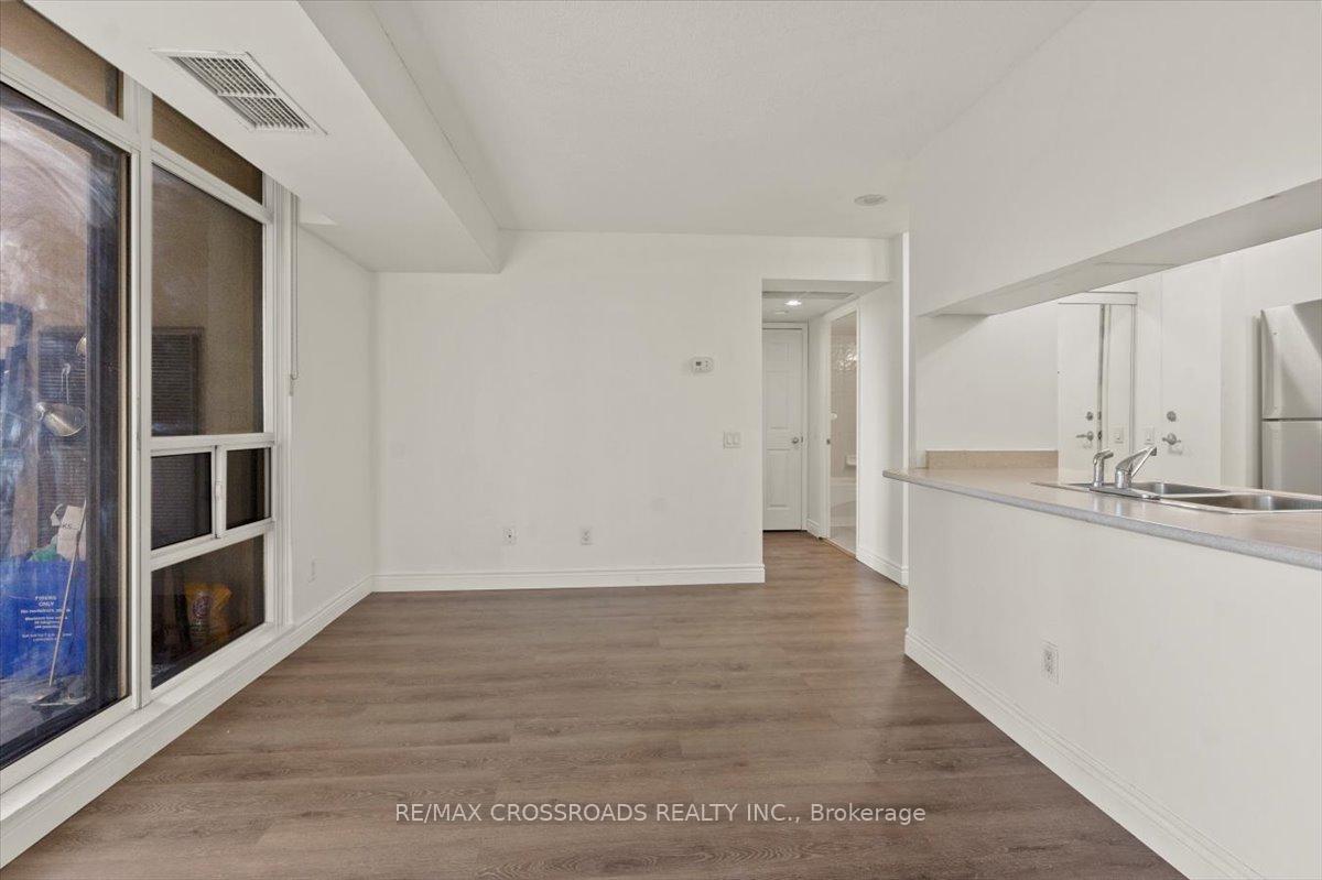 #611 - 153 Beecroft Rd, Toronto, ON M2N7C5 | 2 Bedroom 2 Bathroom Condo Apt | Image 11