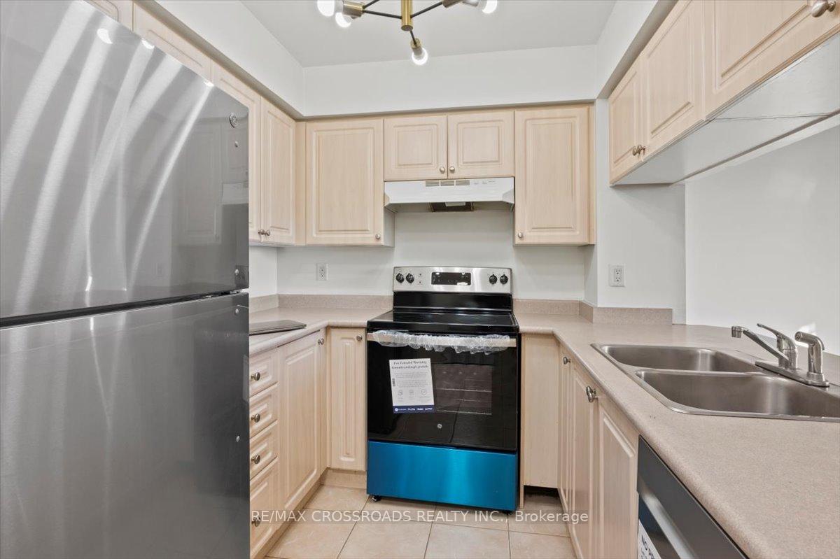 #611 - 153 Beecroft Rd, Toronto, ON M2N7C5 | 2 Bedroom 2 Bathroom Condo Apt | Image 13