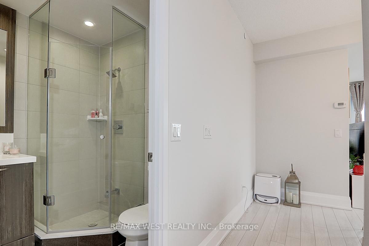 #2003 - 120 Harrison Garden Blvd, Toronto, ON M2N0H1 | 2 Bedroom 2 Bathroom Condo Apt | Image 7