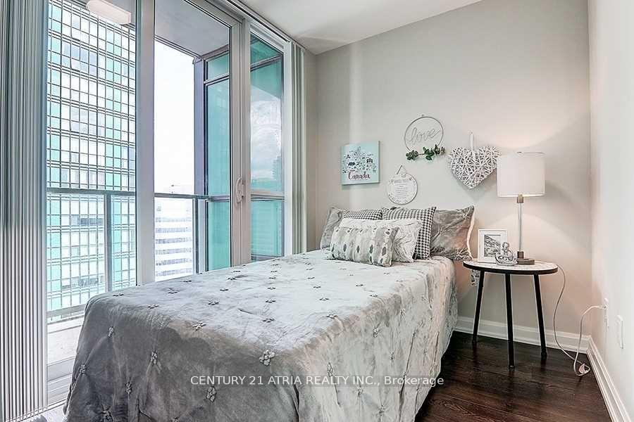 #1701 - 11 Bogert Ave, Toronto, ON M3N0H4 | 1 Bedroom 2 Bathroom Condo Apt | Image 15