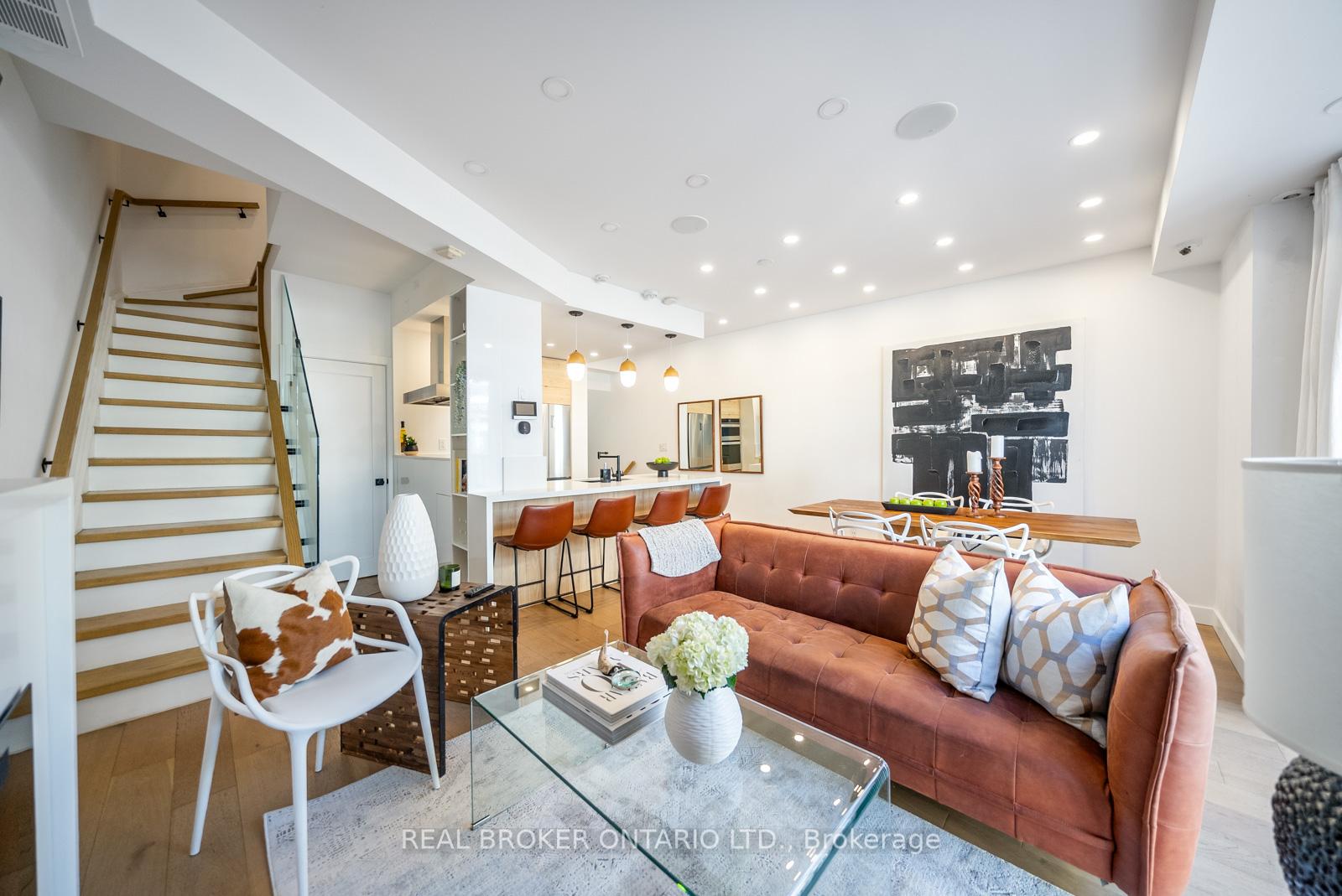 #355 - 32 Stadium Rd, Toronto, ON M5V3P4 | 2 Bedroom 2 Bathroom Condo Townhouse | Image 10