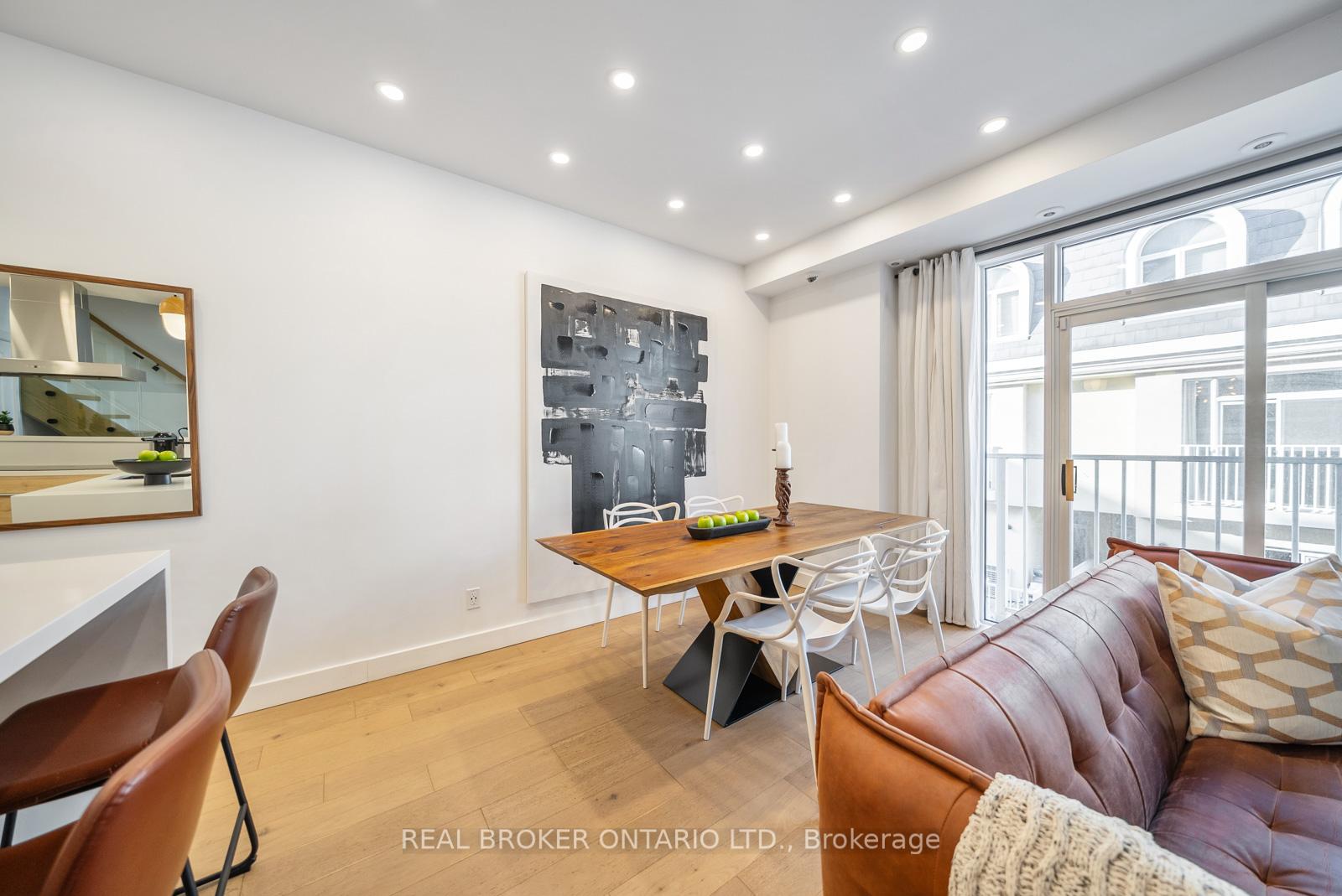 #355 - 32 Stadium Rd, Toronto, ON M5V3P4 | 2 Bedroom 2 Bathroom Condo Townhouse | Image 6