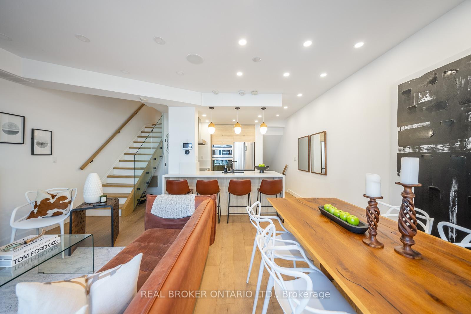 #355 - 32 Stadium Rd, Toronto, ON M5V3P4 | 2 Bedroom 2 Bathroom Condo Townhouse | Image 7