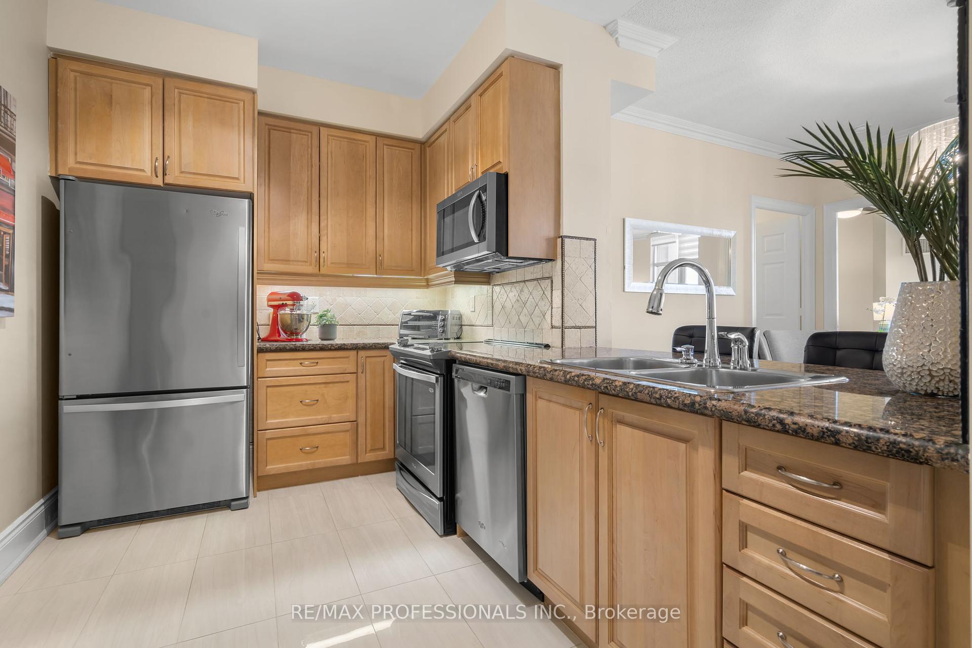 #2603 - 78 Harrison Garden Blvd, Toronto, ON M2N7E2 | 2 Bedroom 2 Bathroom Condo Apt | Image 6