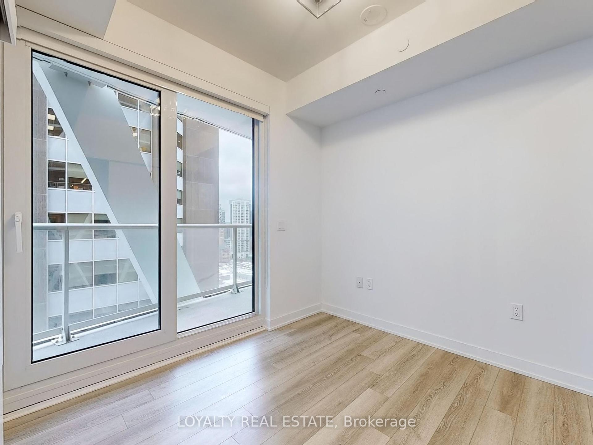 #2312 - 230 Simcoe St, Toronto, ON M5T1T4 | 2 Bedroom 2 Bathroom Condo Apt | Image 21