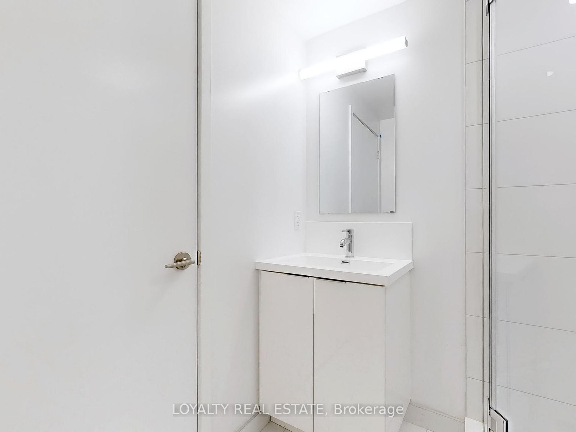 #2312 - 230 Simcoe St, Toronto, ON M5T1T4 | 2 Bedroom 2 Bathroom Condo Apt | Image 26
