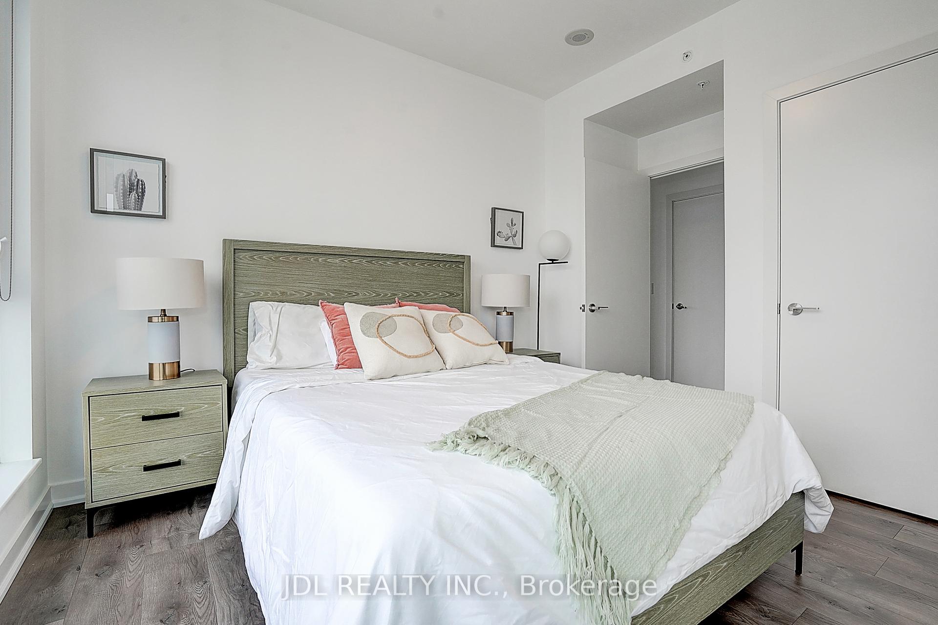 #3603 - 30 Nelson St, Toronto, ON M5V0H5 | 3 Bedroom 2 Bathroom Condo Apt | Image 21