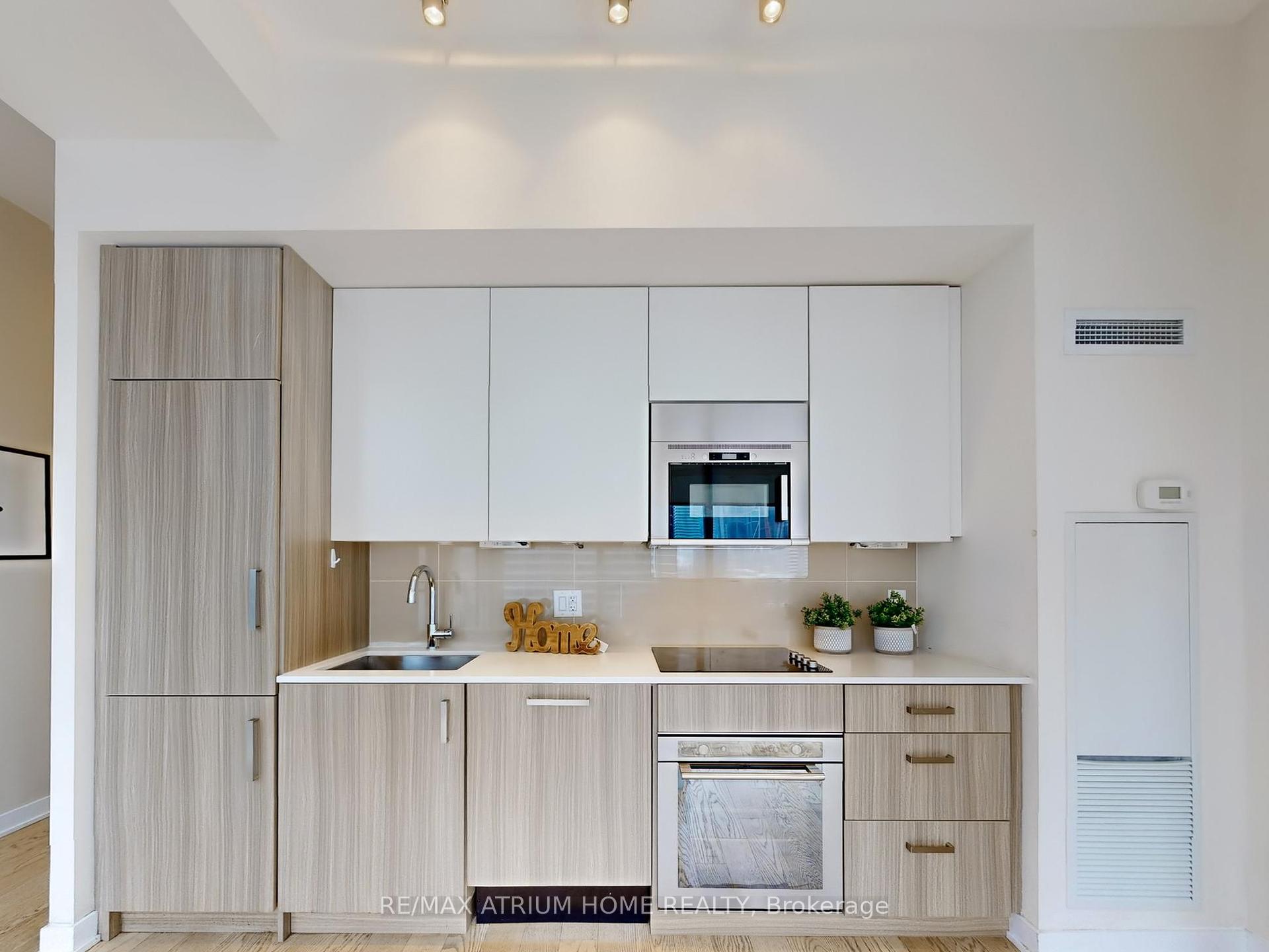 #802 - 17 Dundonald St, Toronto, ON M4Y0E4 | 1 Bedroom 1 Bathroom Condo Apt | Image 6