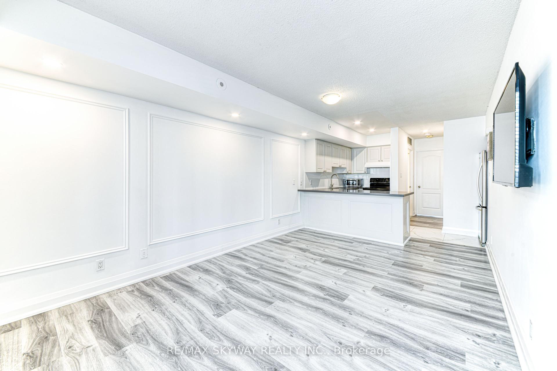 #614 - 98 Strachan Ave, Toronto, ON M6J3M6 | 2 Bedroom 1 Bathroom Condo Townhouse | Image 5