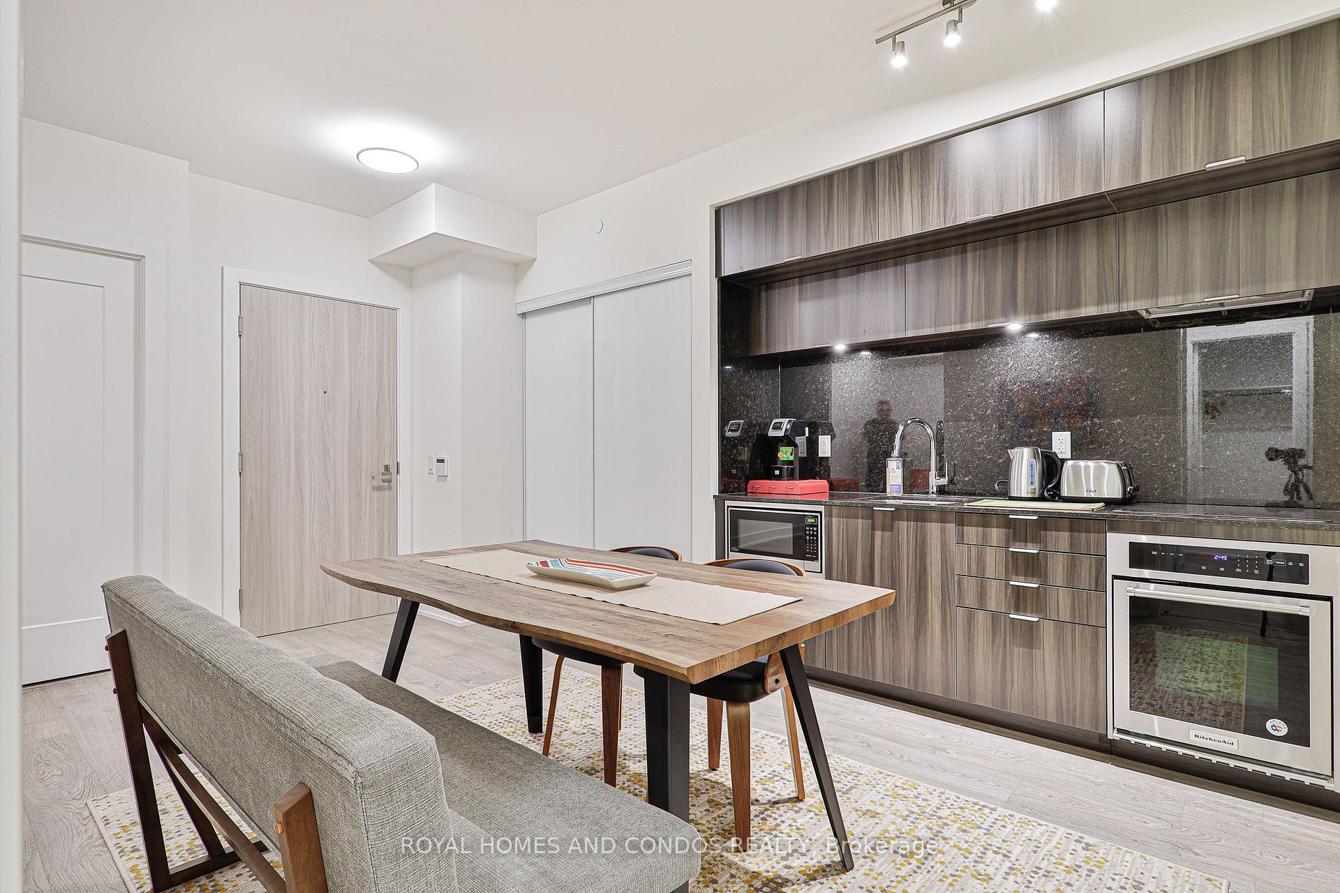 #212 - 80 Vanauley St, Toronto, ON M5T0C9 | 1 Bedroom 2 Bathroom Condo Apt | Image 12