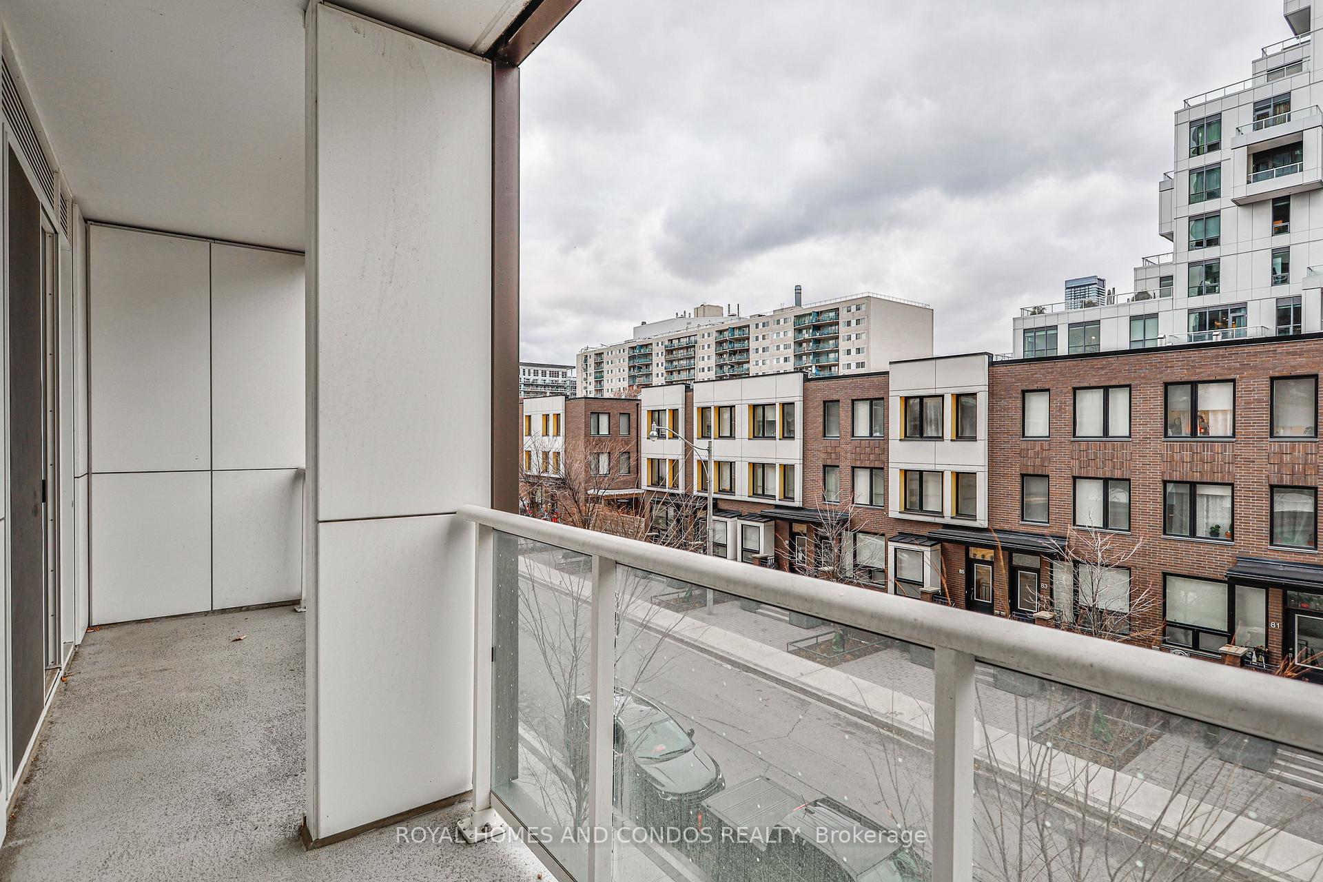 #212 - 80 Vanauley St, Toronto, ON M5T0C9 | 1 Bedroom 2 Bathroom Condo Apt | Image 25