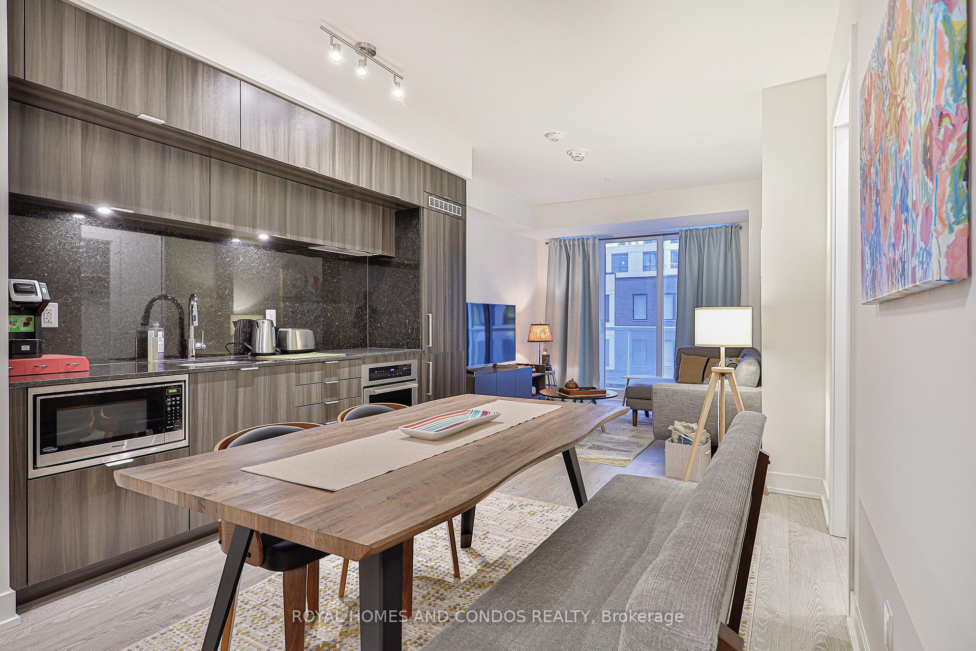 #212 - 80 Vanauley St, Toronto, ON M5T0C9 | 1 Bedroom 2 Bathroom Condo Apt | Image 8