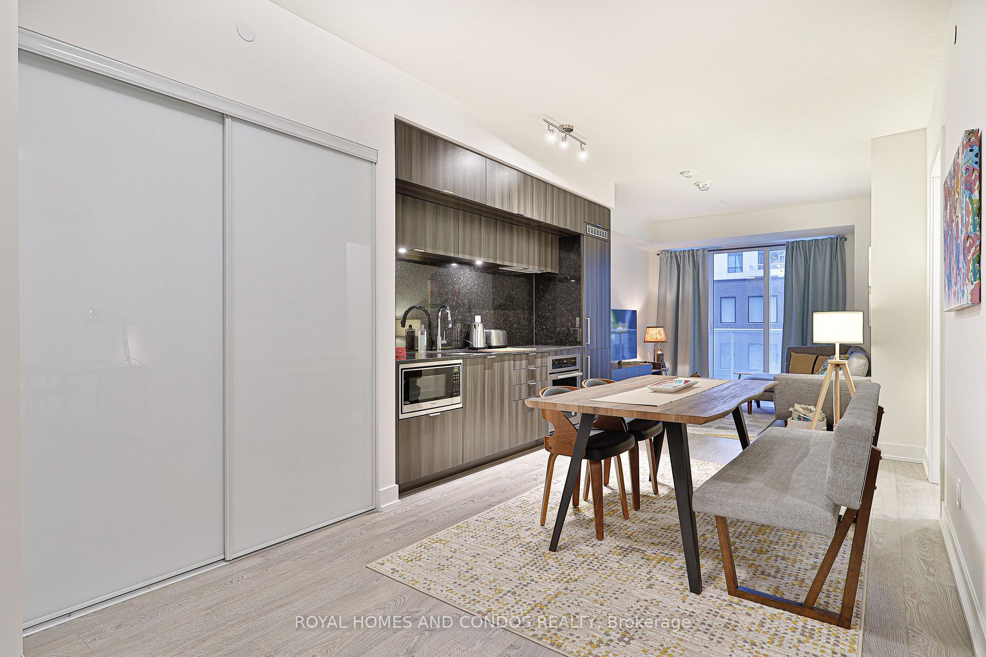 #212 - 80 Vanauley St, Toronto, ON M5T0C9 | 1 Bedroom 2 Bathroom Condo Apt | Image 9