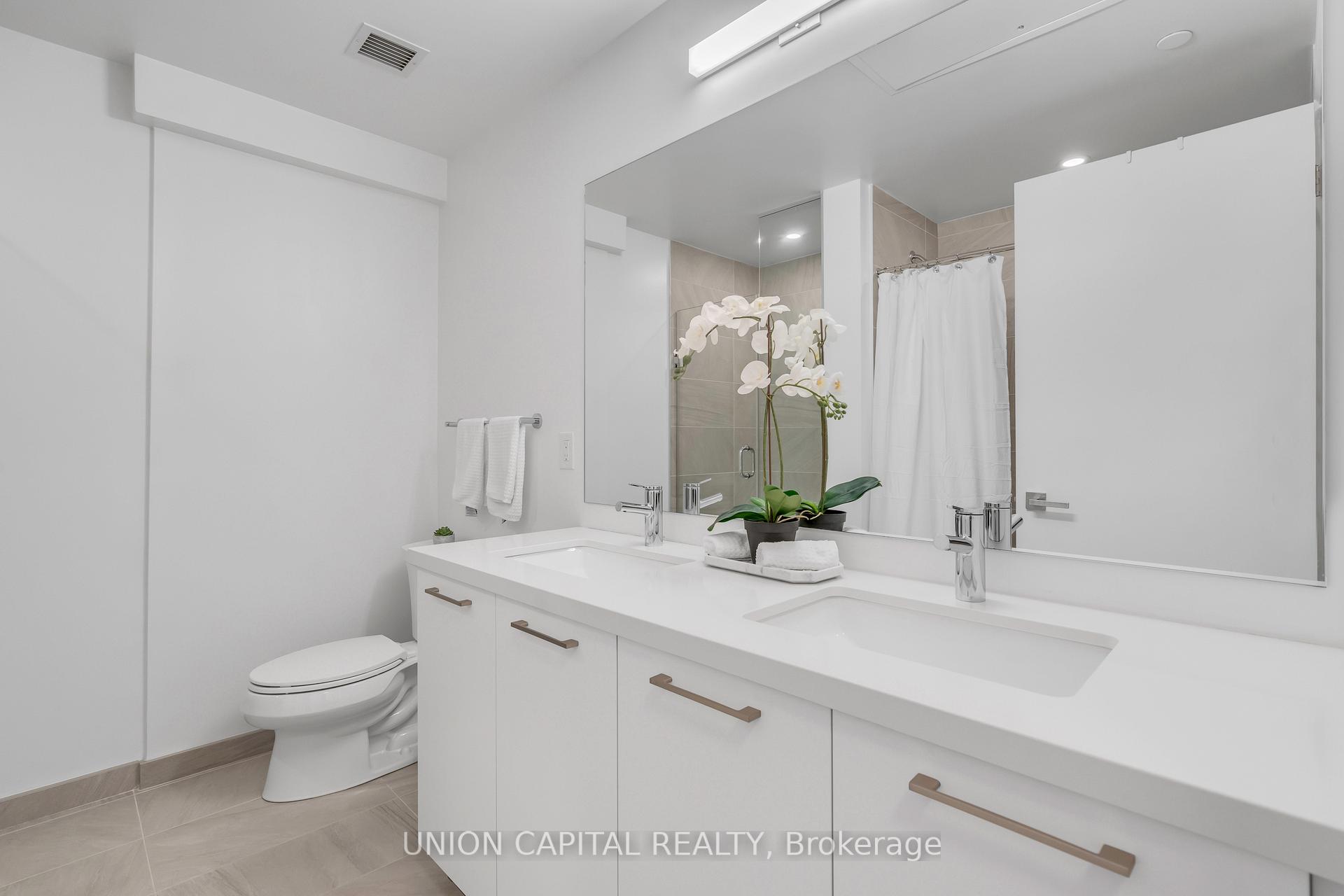 #TH05 - 33 Fredrick Todd Way, Toronto, ON M4G0C9 | 2 Bedroom 3 Bathroom Condo Apt | Image 16