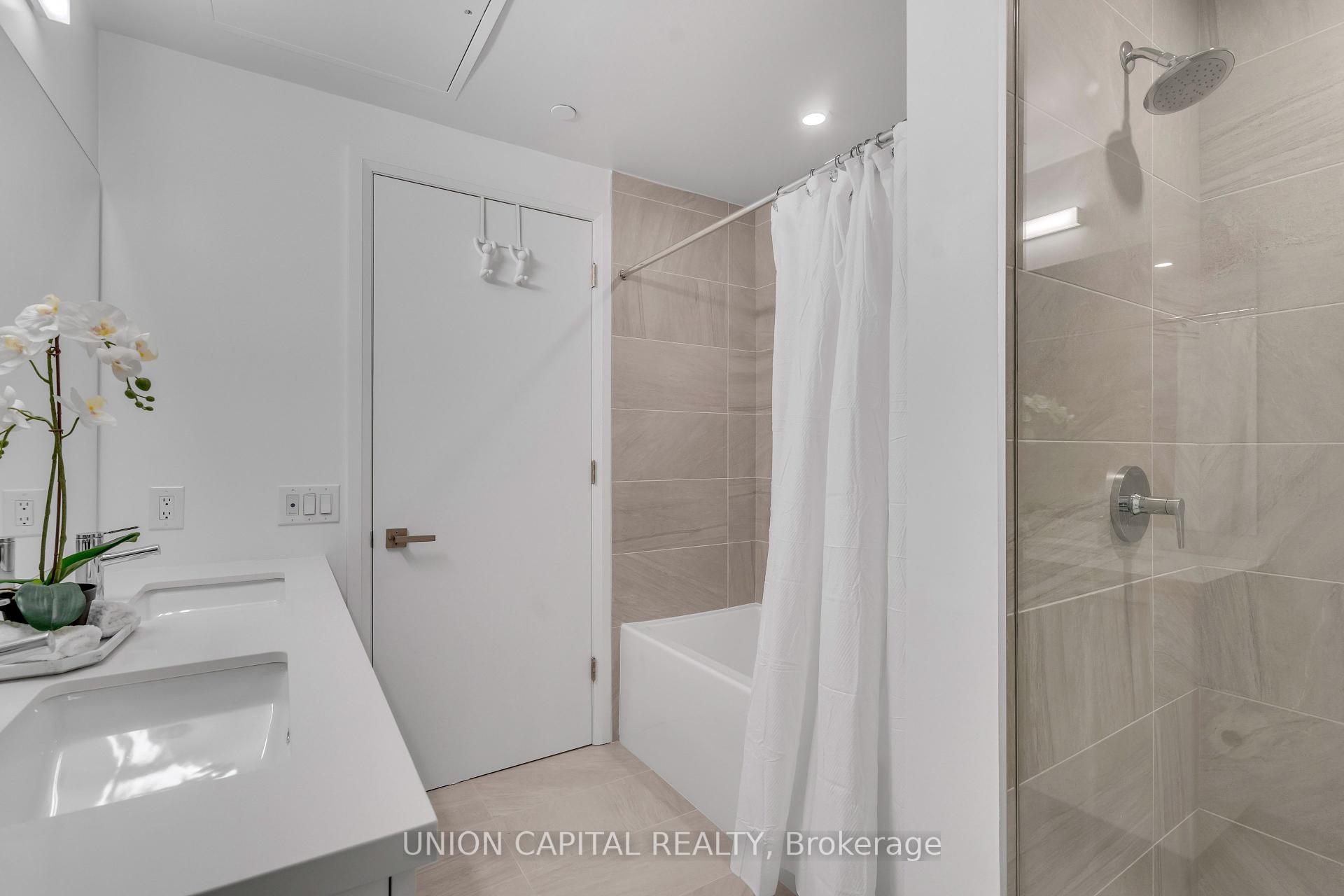 #TH05 - 33 Fredrick Todd Way, Toronto, ON M4G0C9 | 2 Bedroom 3 Bathroom Condo Apt | Image 17