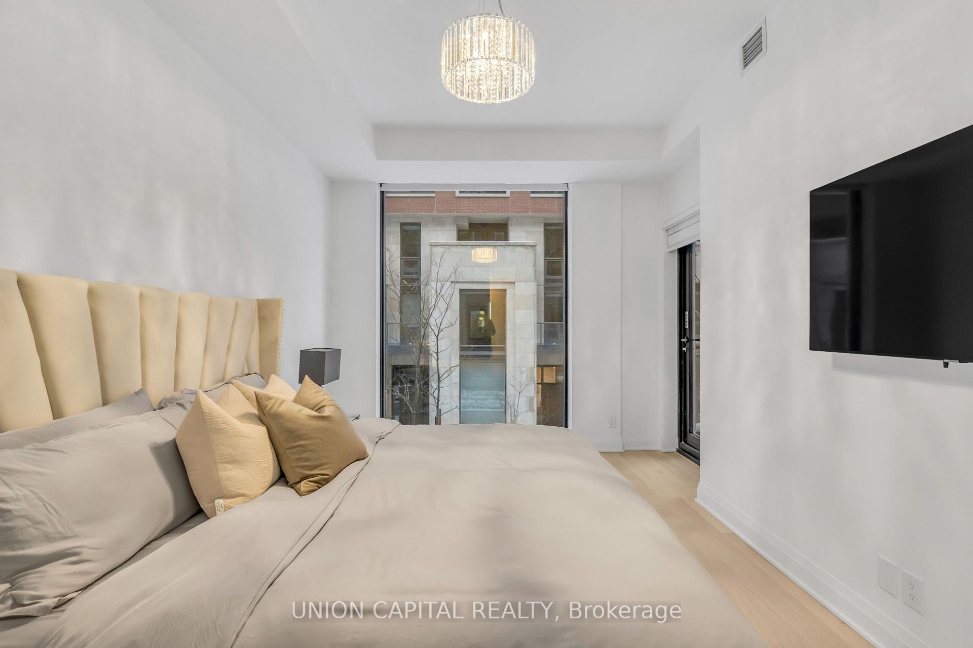 #TH05 - 33 Fredrick Todd Way, Toronto, ON M4G0C9 | 2 Bedroom 3 Bathroom Condo Apt | Image 6