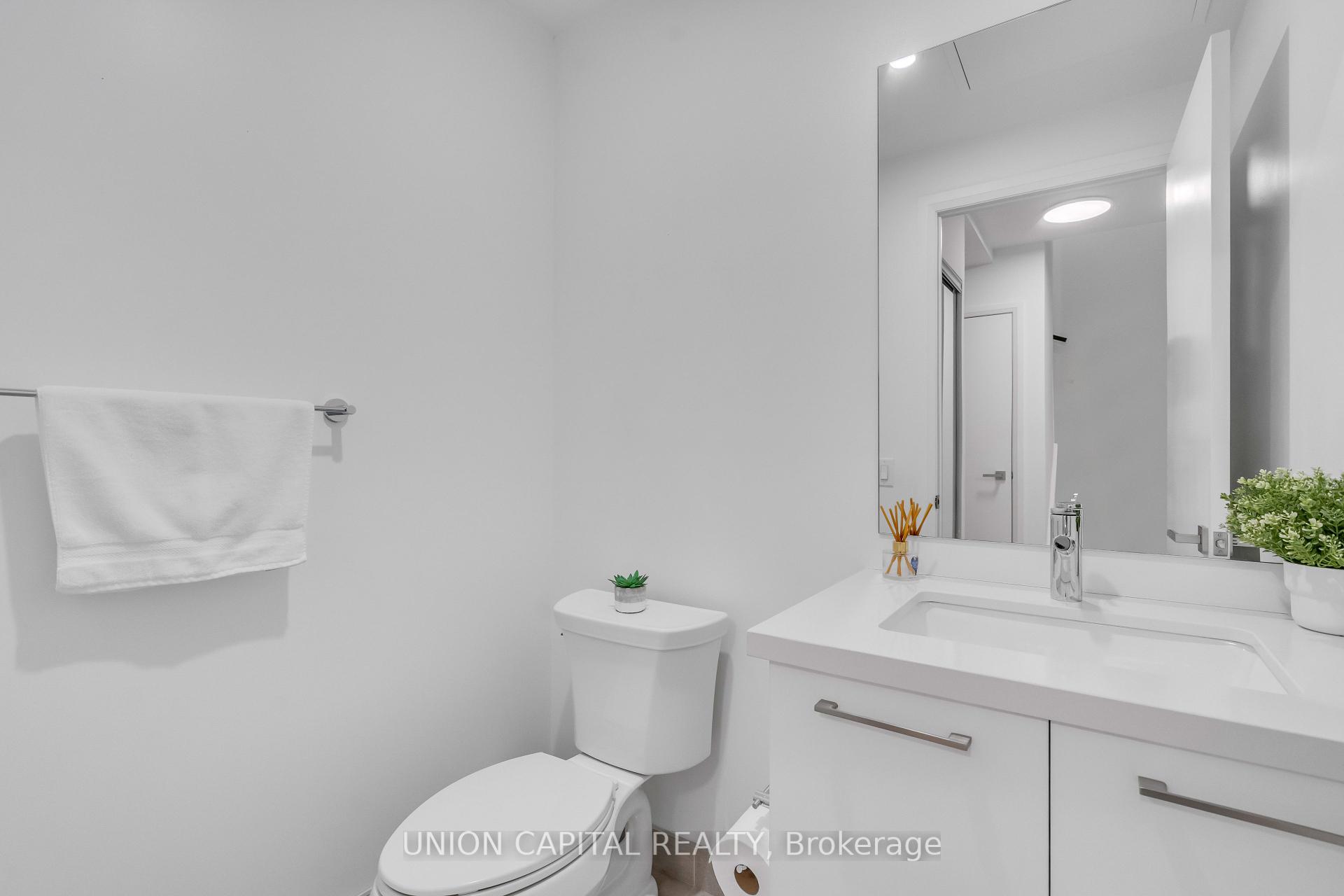 #TH05 - 33 Fredrick Todd Way, Toronto, ON M4G0C9 | 2 Bedroom 3 Bathroom Condo Apt | Image 7