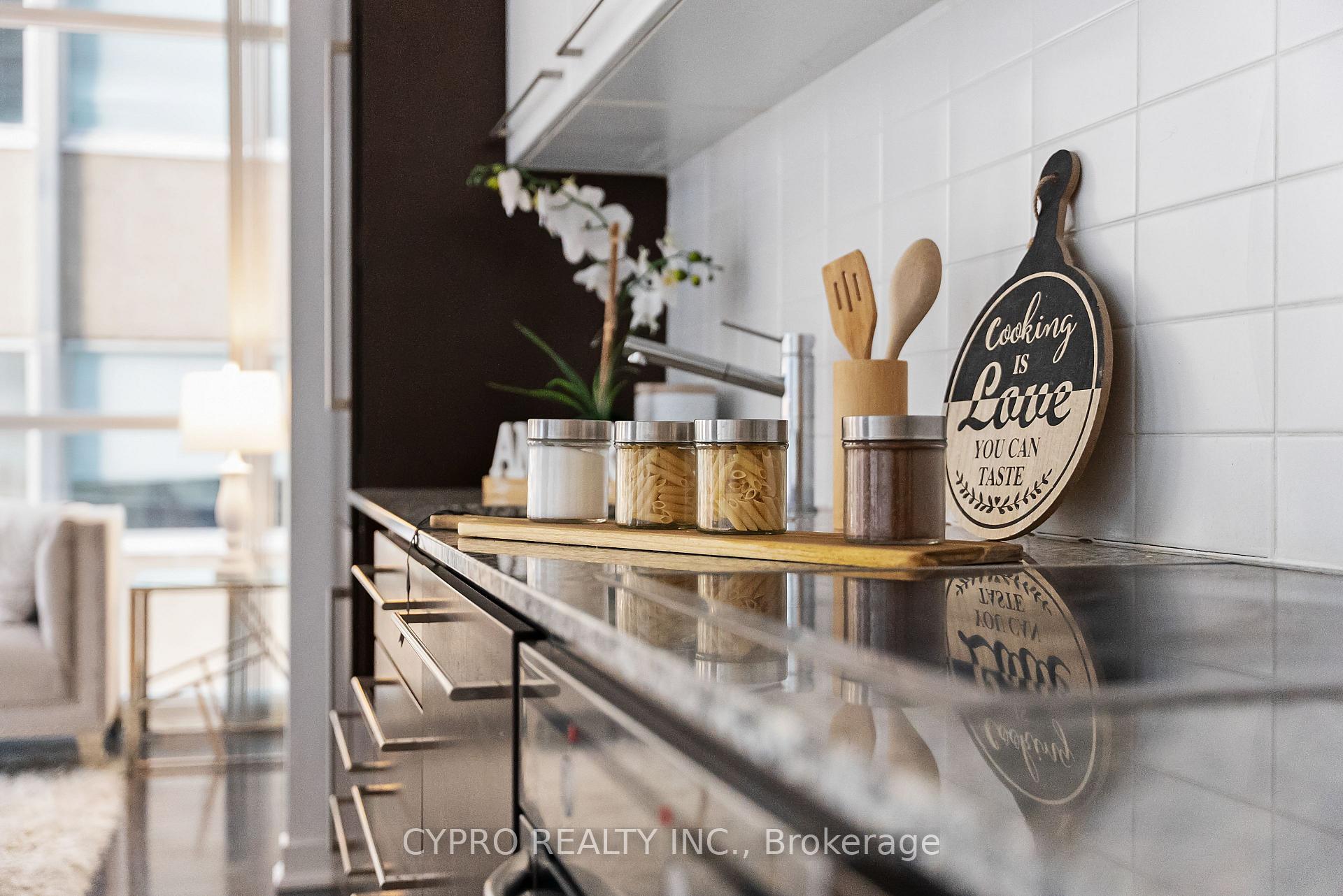 #601 - 770 BAY St, Toronto, ON M5G0A6 | 2 Bedroom 2 Bathroom Condo Apt | Image 8