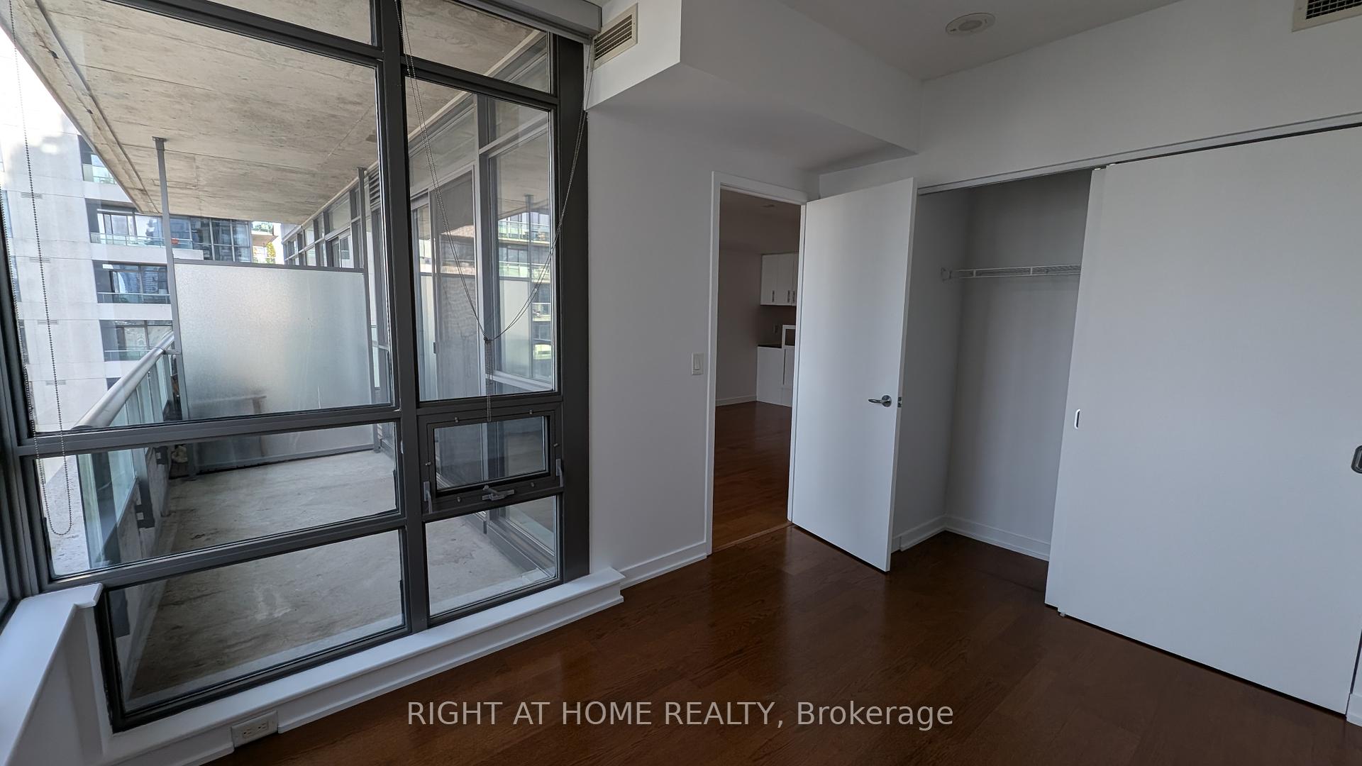 #2104 - 281 Mutual St, Toronto, ON M4Y3C4 | 1 Bedroom 1 Bathroom Condo Apt | Image 11