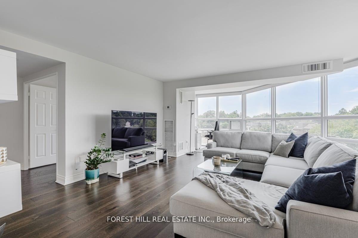 #501 - 131 Beecroft Rd, Toronto, ON M2N6G9 | 2 Bedroom 2 Bathroom Condo Apt | Image 3