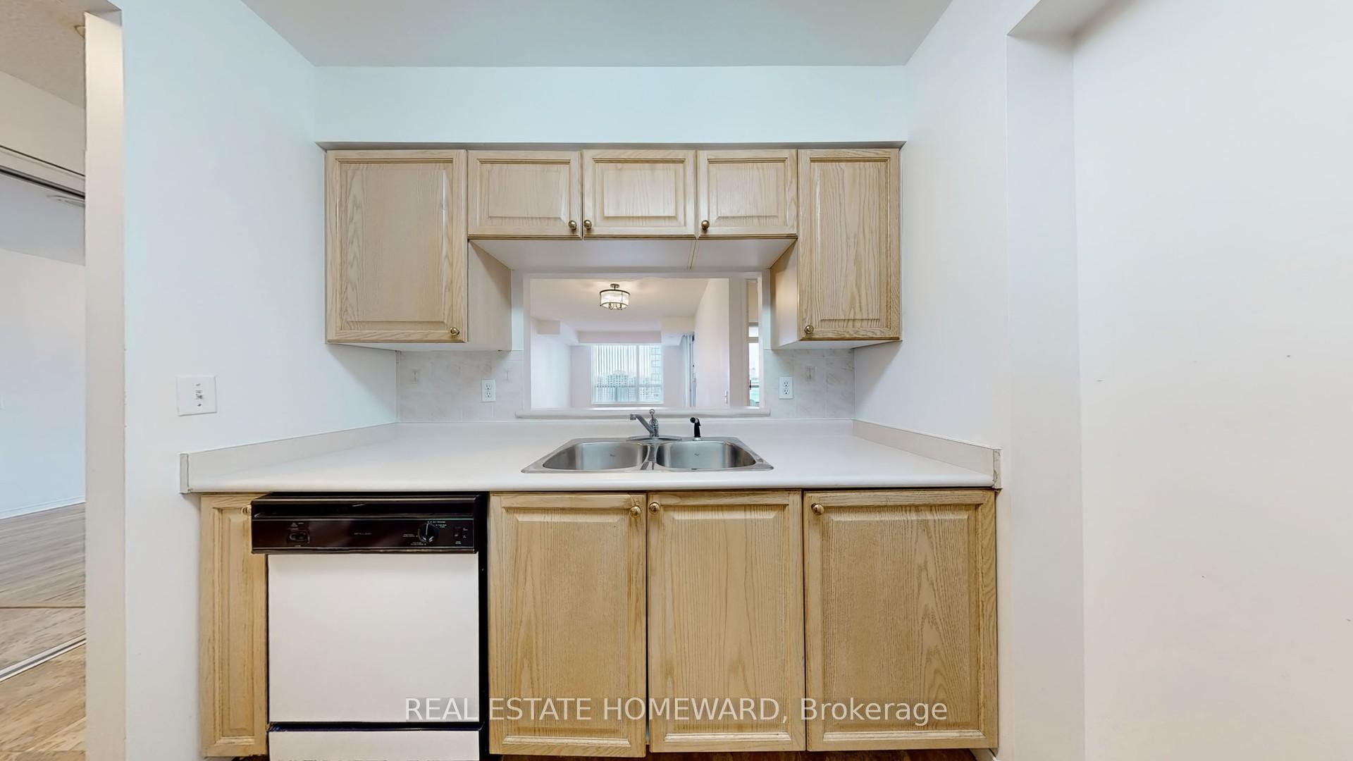 #2111 - 238 Doris Ave, Toronto, ON M2N6W1 | 2 Bedroom 2 Bathroom Condo Apt | Image 16