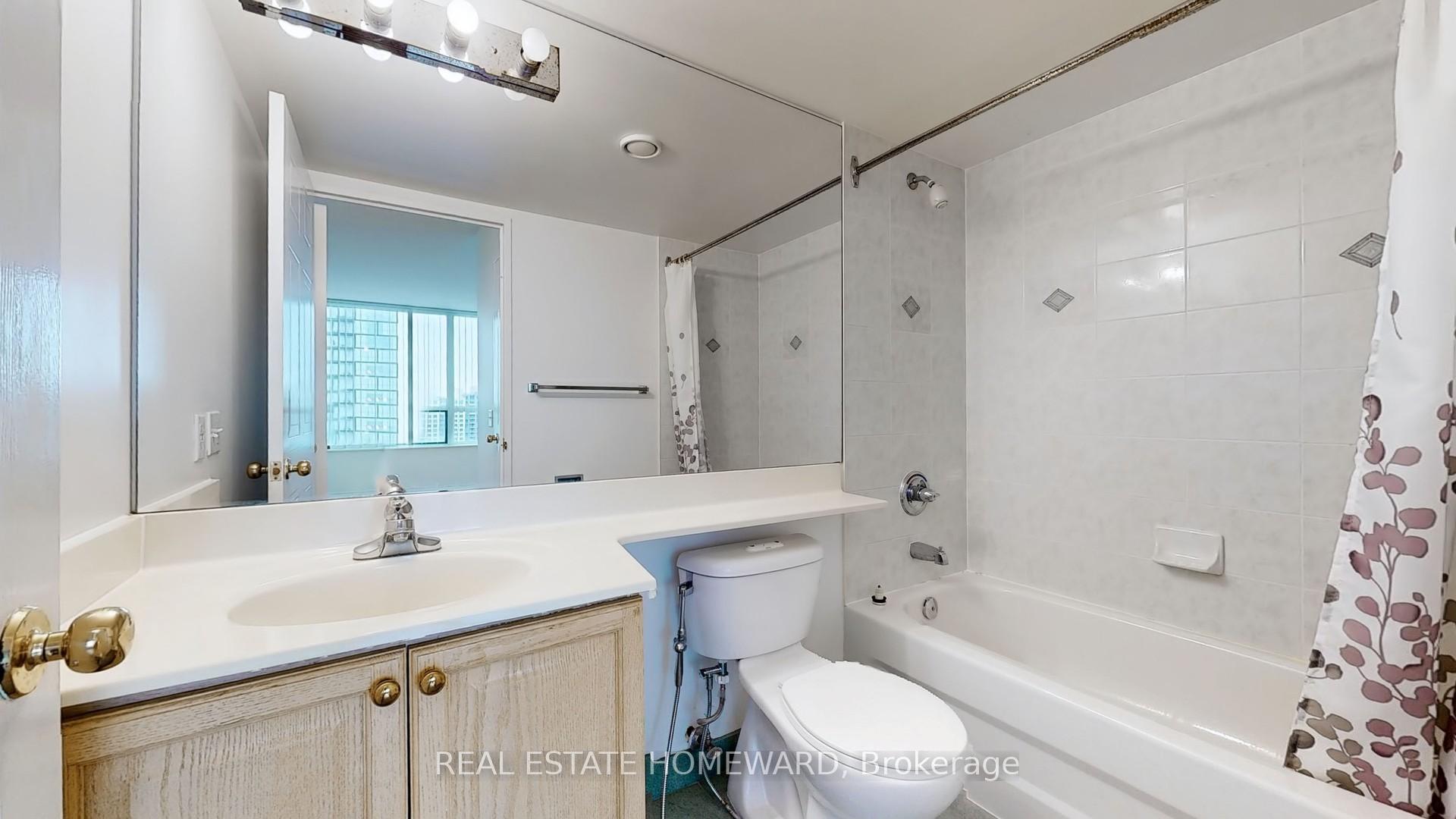 #2111 - 238 Doris Ave, Toronto, ON M2N6W1 | 2 Bedroom 2 Bathroom Condo Apt | Image 21