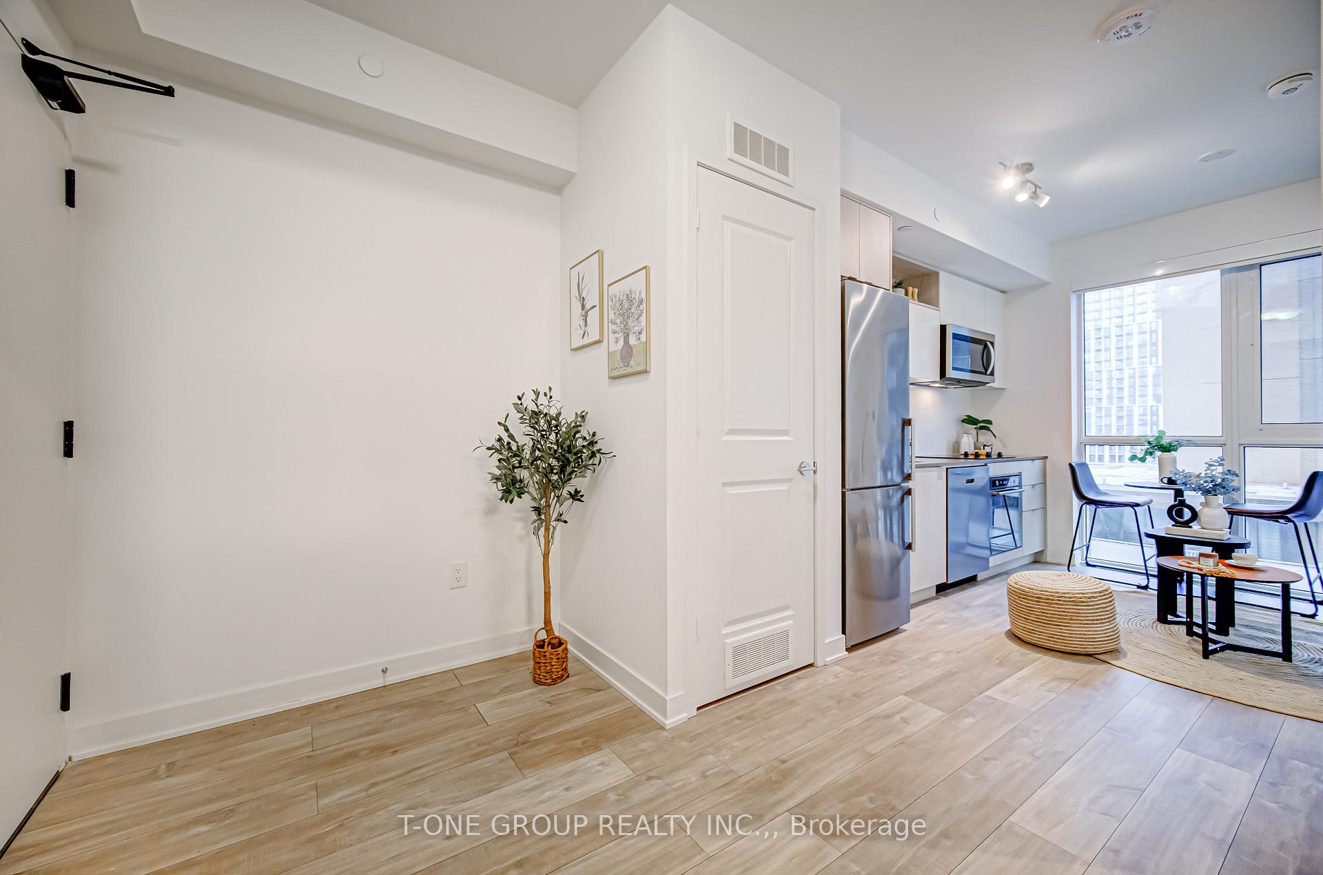 #905 - 100 Dalhousie St, Toronto, ON M5B0C7 | 1 Bedroom 1 Bathroom Condo Apt | Image 20