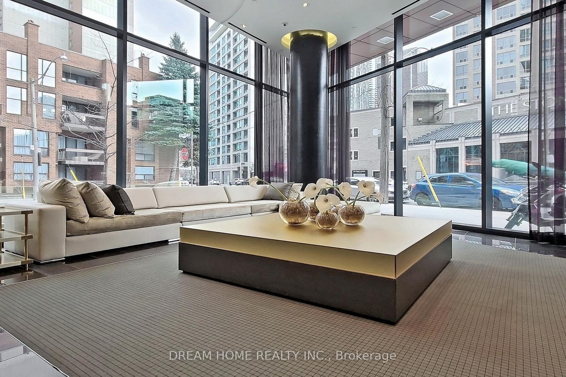 #1306 - 32 Davenport Rd, Toronto, ON M5R0B5 | 2 Bedroom 2 Bathroom Condo Apt | Image 16