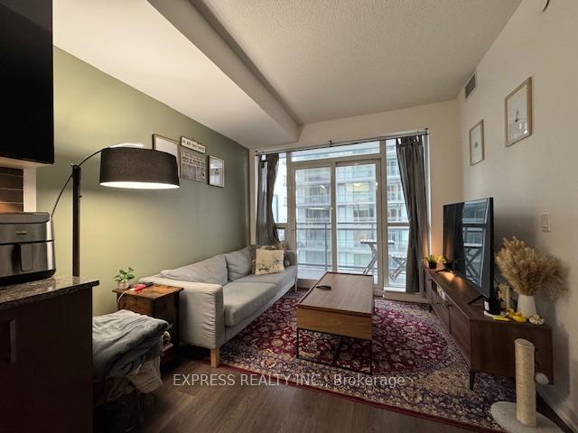 #2006 - 89 Dunfield Ave, Toronto, ON M4S0A4 | 1 Bedroom 1 Bathroom Condo Apt | Image 11