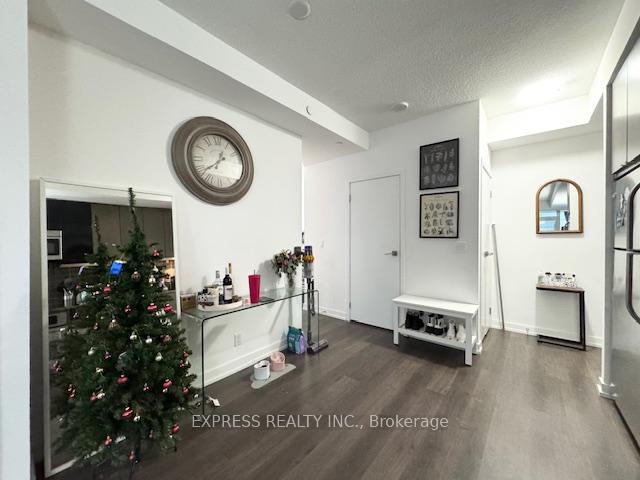 #2006 - 89 Dunfield Ave, Toronto, ON M4S0A4 | 1 Bedroom 1 Bathroom Condo Apt | Image 5