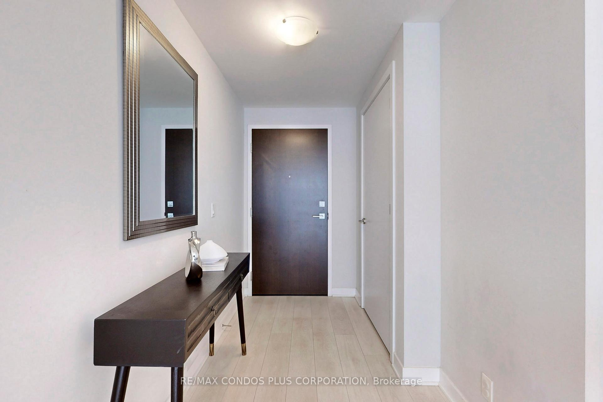 #2006 - 2221 Yonge St, Toronto, ON M4S0B8 | 1 Bedroom 1 Bathroom Condo Apt | Image 15