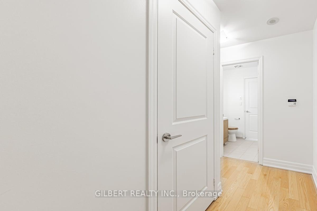 #2108 - 8 The Esplanade, Toronto, ON M5E0A6 | 1 Bedroom 1 Bathroom Condo Apt | Image 10
